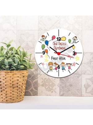 Hediyelen Okul Öncesi Öğretmenine Hediye Balon Tasarım Duvar Saati