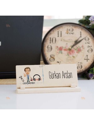 Hediyelen Odyometrist Erkek Figür Taş İsimlik
