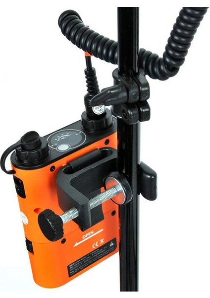 Q-Type Tutucu