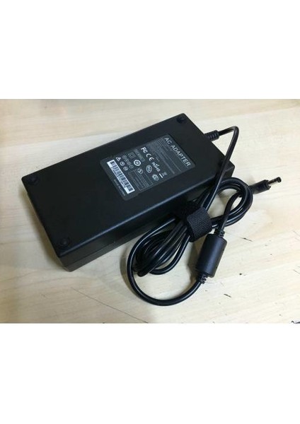 PLH124 19 Volt 9.5 Amper 5.5X2.5 Adaptör