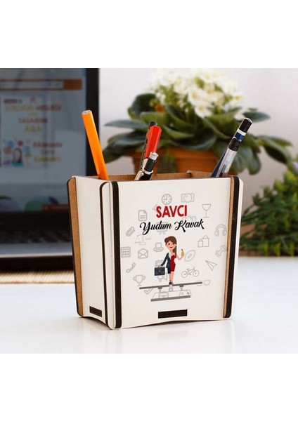 Savcı Kadın Figür Kalemlik