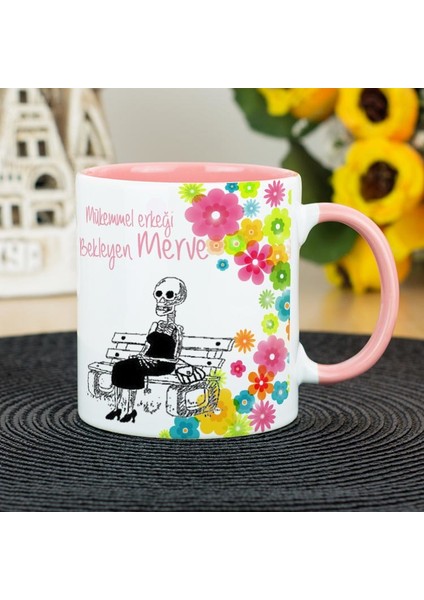 Mükemmel Erkeği Bekleyen Kadın Kupa Bardak - Pembe