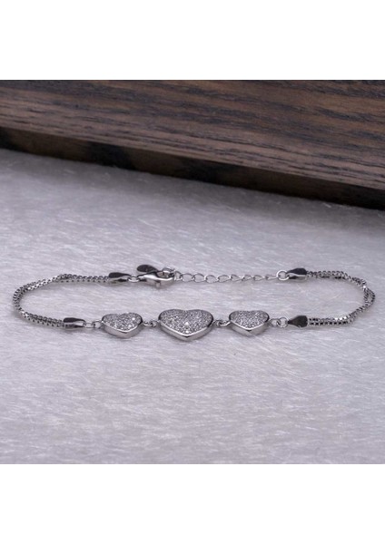 925 Ayar Gümüş Zirkon Taşlı Kalp Bileklik