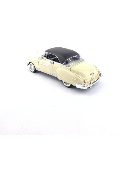 Motor Max Chevy Bel Air 1950 İndirimli Model Araba
