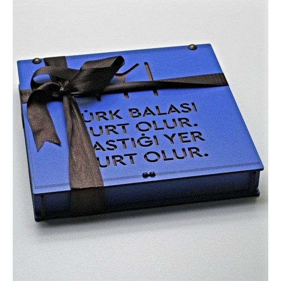 Çikolata Marketi &quot;Türk Balası Kurt olur Bastığı Yer Yurt Fiyatı