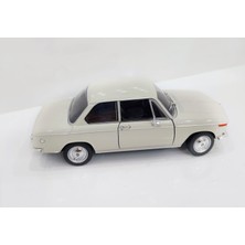 Welly 1:24 Metal Bmw 2002TI