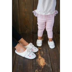 First Step Yünlü Kuzu Anne Terlik ve Bebek Panduf (Terlik ve Panduf Ayrı Satılmaktadır.)