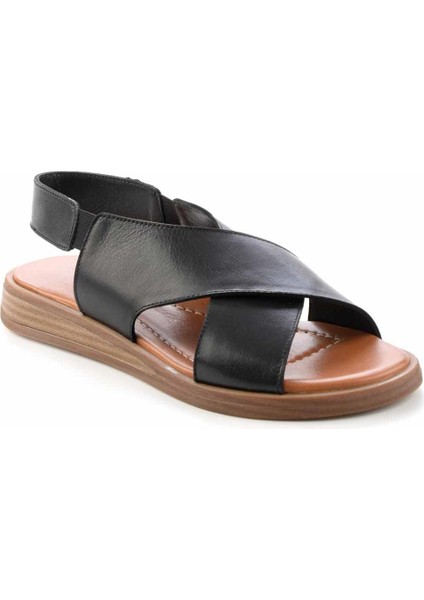 Siyah Deri Kadın Sandalet K05906131403 modelleri
