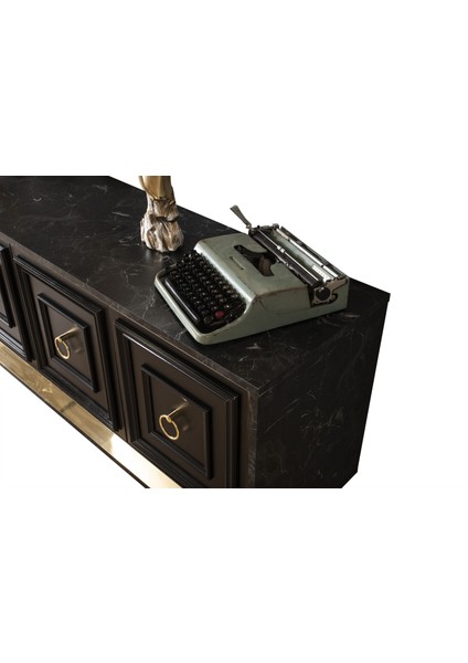 Black Konsol modelleri