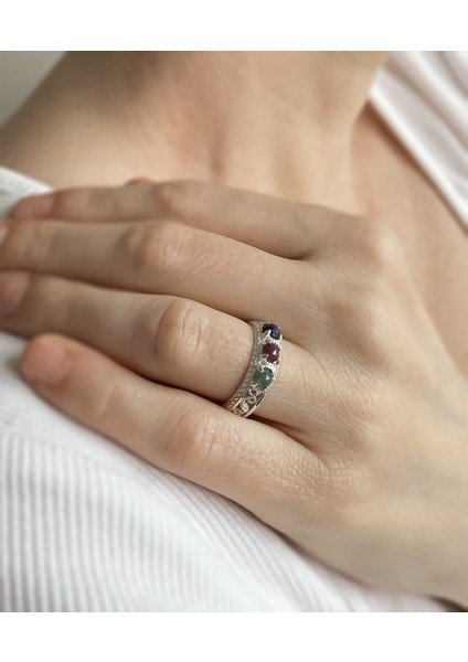 925 Ayar Otantik Telkari Sanatı Opak Yakut, Safir ve Zümrüt Alyans Kadın Gümüş Yüzük fiyatları