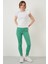 Kolları Fırfırlı Slim Fit Bisiklet Yaka % 100 Pamuk T Shirt Bayan T Shirt 5864500 4