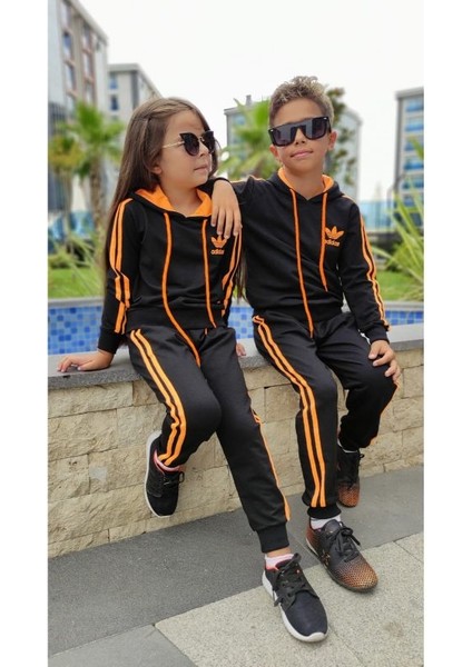 Adidas Nakişli Şeritli Kapişonlu Garson Beden Unisex Çocuk & Kardeş Kombin Eşofman Takimi