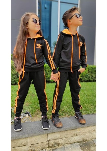 Adidas Nakişli Şeritli Kapişonlu Garson Beden Unisex Çocuk & Kardeş Kombin Eşofman Takimi