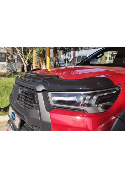 Toyota Hilux Yarasa Ön Kaput Rüzgarlığı 2020 ve Sonrası