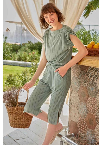9042 Kadın Kapri Pijama Takımı Yeşil - M