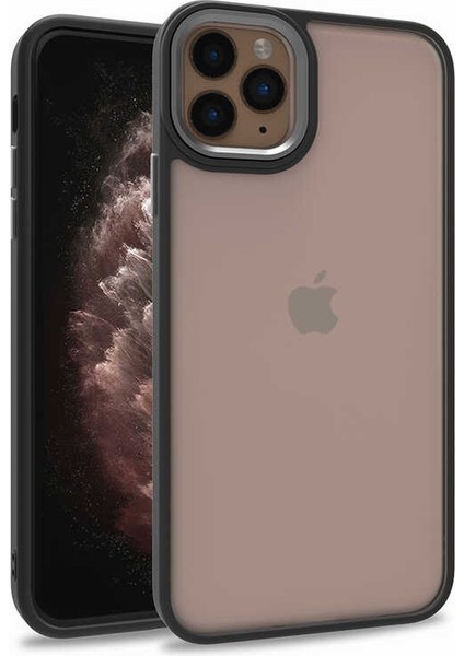 Kzy Apple iPhone 11 Pro Max Kapak Metal Kamera Korumalı Arkası Şeffaf Silikon Kılıf - Siyah