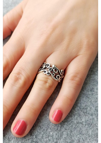 Antik Gümüş Kaplama Motif Şekilli El Yapımı Ayarlanabilir Kadın Yüzük fiyatları