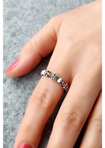 Antik Gümüş Kaplama Ince Kuru Kafalar Şekilli El Yapımı Ayarlanabilir Unisex Yüzük modelleri