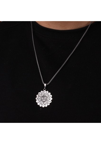 Mührü Süleyman Işlemeli 925 Ayar Gümüş Kolye