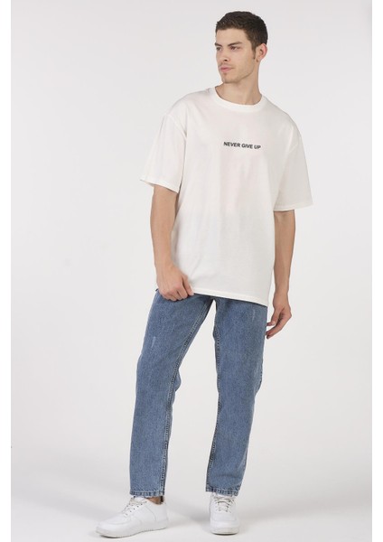 Unisex (Erkek -Kadın) Oversize ( Bol-Salaş ) T-Shirt Renk Ekru ( Beyaz ) Never Give Up fiyatları