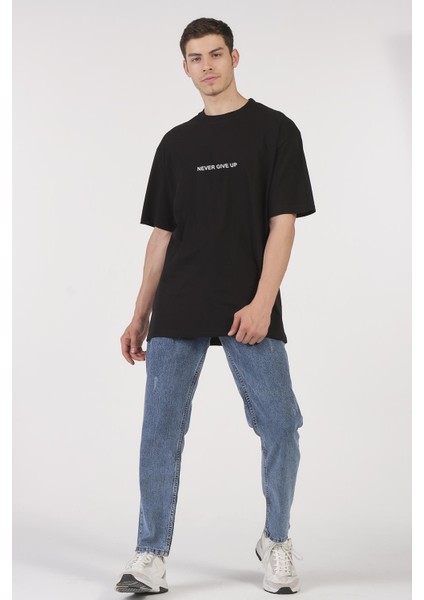 Unisex (Erkek -Kadın) Oversize ( Bol-Salaş ) T-Shirt Renk Siyah Never Give Up fiyatları