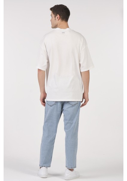 Unisex (Erkek -Kadın) Oversize ( Bol-Salaş ) T-Shirt Renk Ekru Goes Here modelleri