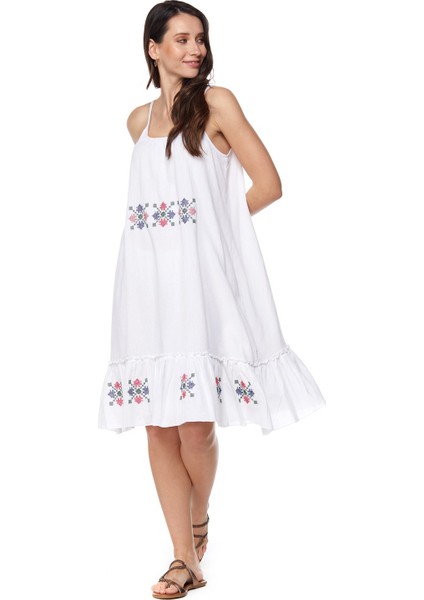 Şile Bezi Beyaz Askılı Otantik Nakışlı Elbise fiyatları