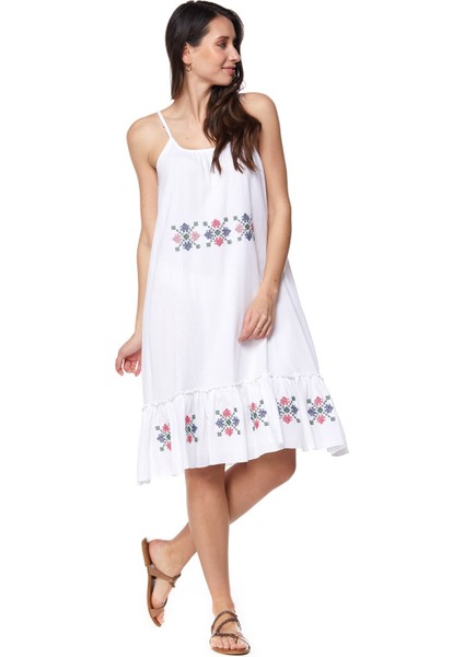 Şile Bezi Beyaz Askılı Otantik Nakışlı Elbise modelleri