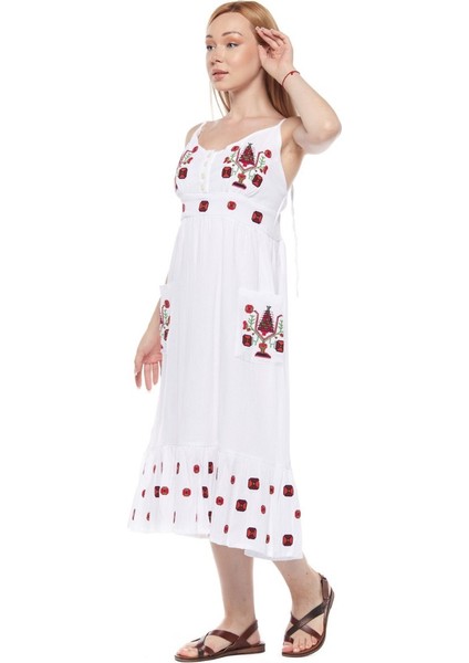 Şile Bezi Beyaz Otantik Askılı Nakışlı Elbise fiyatları