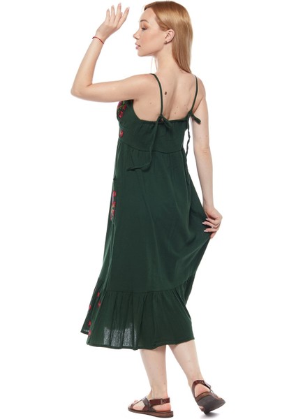 Şile Bezi Yeşil Otantik Askılı Nakışlı Elbise fırsatları