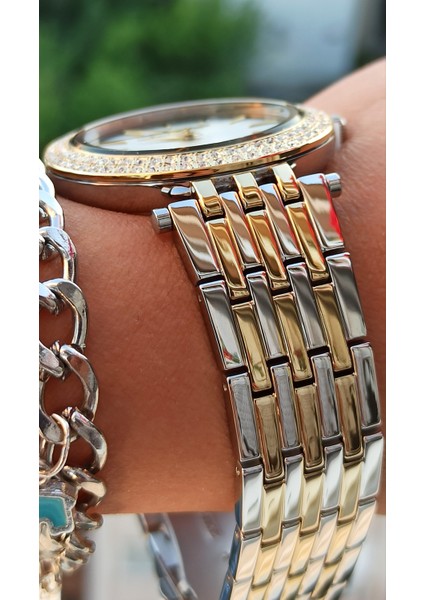 Çift Renkli Kadın Taşlı Kol Saati Bileklik Hediyeli fırsatları