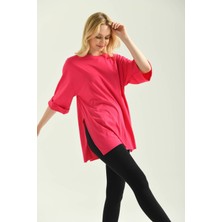 Moviment Fuşya Duble Kol Geniş Kesim Asimetrik Yırtmaçlı Örme T-Shirt