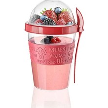 Pazariz Kapaklı Kaşıklı Hazırla ve Çık Meyveli Yoğurt Kabı 600 ml Kırmızı