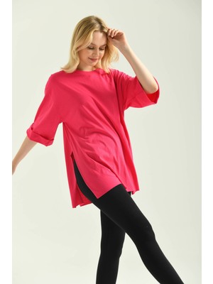 Moviment Fuşya Duble Kol Geniş Kesim Asimetrik Yırtmaçlı Örme T-Shirt