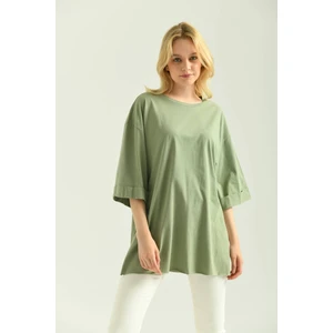 Mint Duble Kol Geniş Kesim Asimetrik Yırtmaçlı Örme T-Shirt