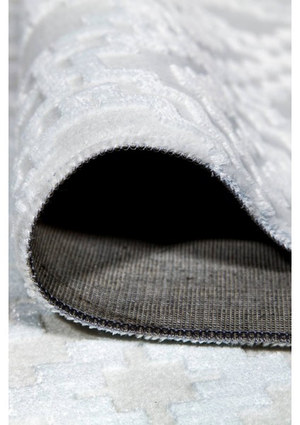 Beyaz Renkli Parlak Yüzeyli Antialerjik Dekoratif Halı modelleri