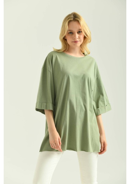 Mint Duble Kol Geniş Kesim Asimetrik Yırtmaçlı Örme T-Shirt