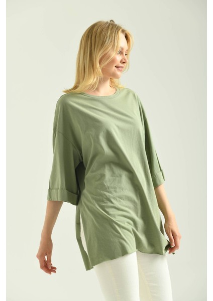 Mint Duble Kol Geniş Kesim Asimetrik Yırtmaçlı Örme T-Shirt modelleri