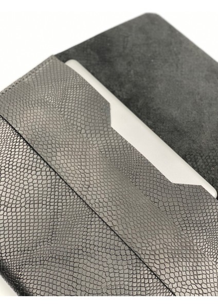 Macbook Kılıf Siyah 13 Inç Pro ve Air Uyumlu Yılan Desenli Deri Taşıma Çantası