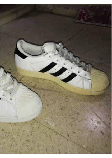 Spor Beyaz Deri ve Kumaş Ayakkabı Bakım Boyası 75 ml 1 Adet + 2 Çift K103 Spor Siyah Beyaz Bağcık