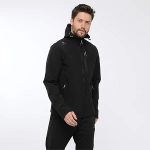 New Soft Shell Siyah Erkek Mont