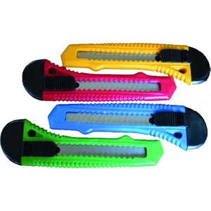 Maket Bıçağı Geniş Plastik Gövdeli 640G