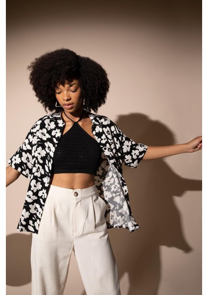 Oversize Fit Floral Keten Karışımlı Kısa Kollu Gömlek Y0803AZ22HS modelleri