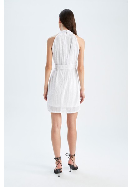 Nihan Peker Tasarım Dik Yaka Beli Kuşaklı Tül Detaylı Mini Abiye Elbise X9197AZ22SM