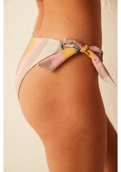 Çok Renkli Nature Brazilian Bikini Altı fiyatları