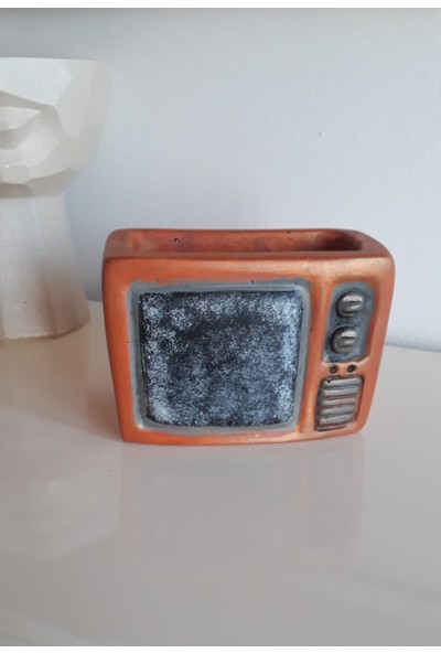 Gardenya Retro Dekoratif Televizyon Saksı Model 1