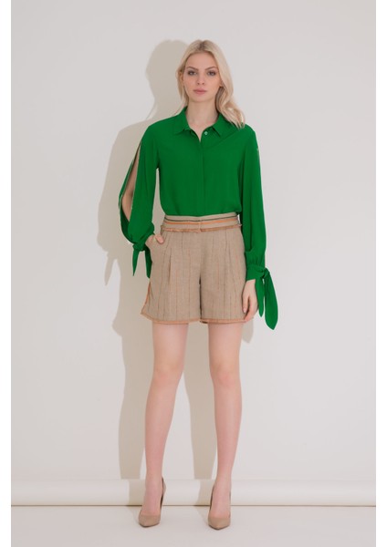 Şerit Detaylı Bermuda Camel Mini Şort
