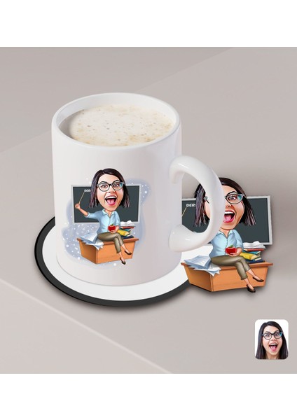 Kişiye Özel Kadın Öğretmen Karikatürlü Beyaz Kupa ve Ahşap Bardak Altlığı Hediye Seti-2 fiyatları