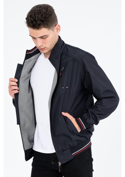 Lacivert Içi Gömlek Astarlı Su ve Rüzgar Geçirmez Mevsimlik Ribaneli Erkek Mont fırsatları