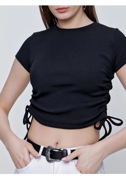 Siyah Yanları Büzgülü B Yaka Crop